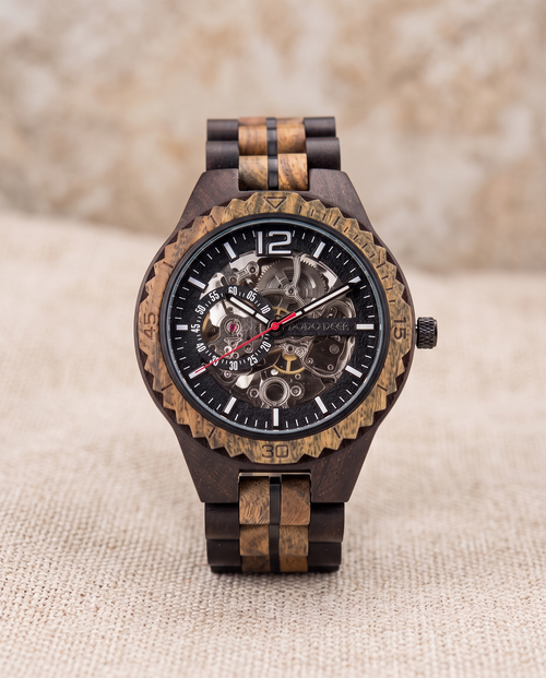 Green Sandalwood wooden watch, product shot